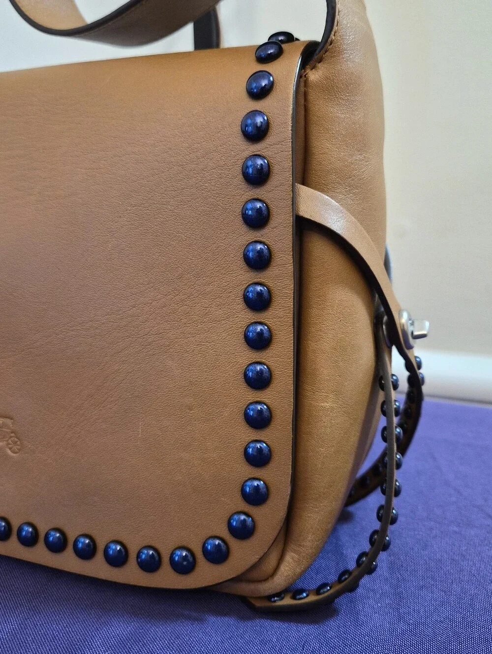 Coach Studded Messenger / Crossbody Bag 🤎💙